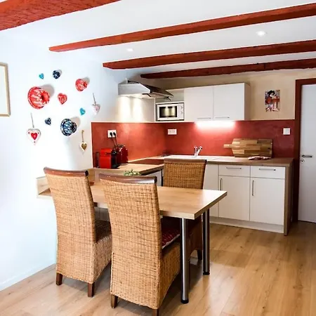 B'm Yerri - 4 Pers - Vue Cathedrale Apartamento *