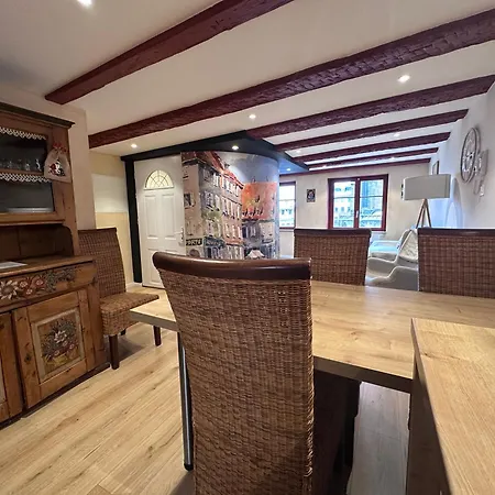 B'm Yerri - Centre - Vue Cathédrale Colmar